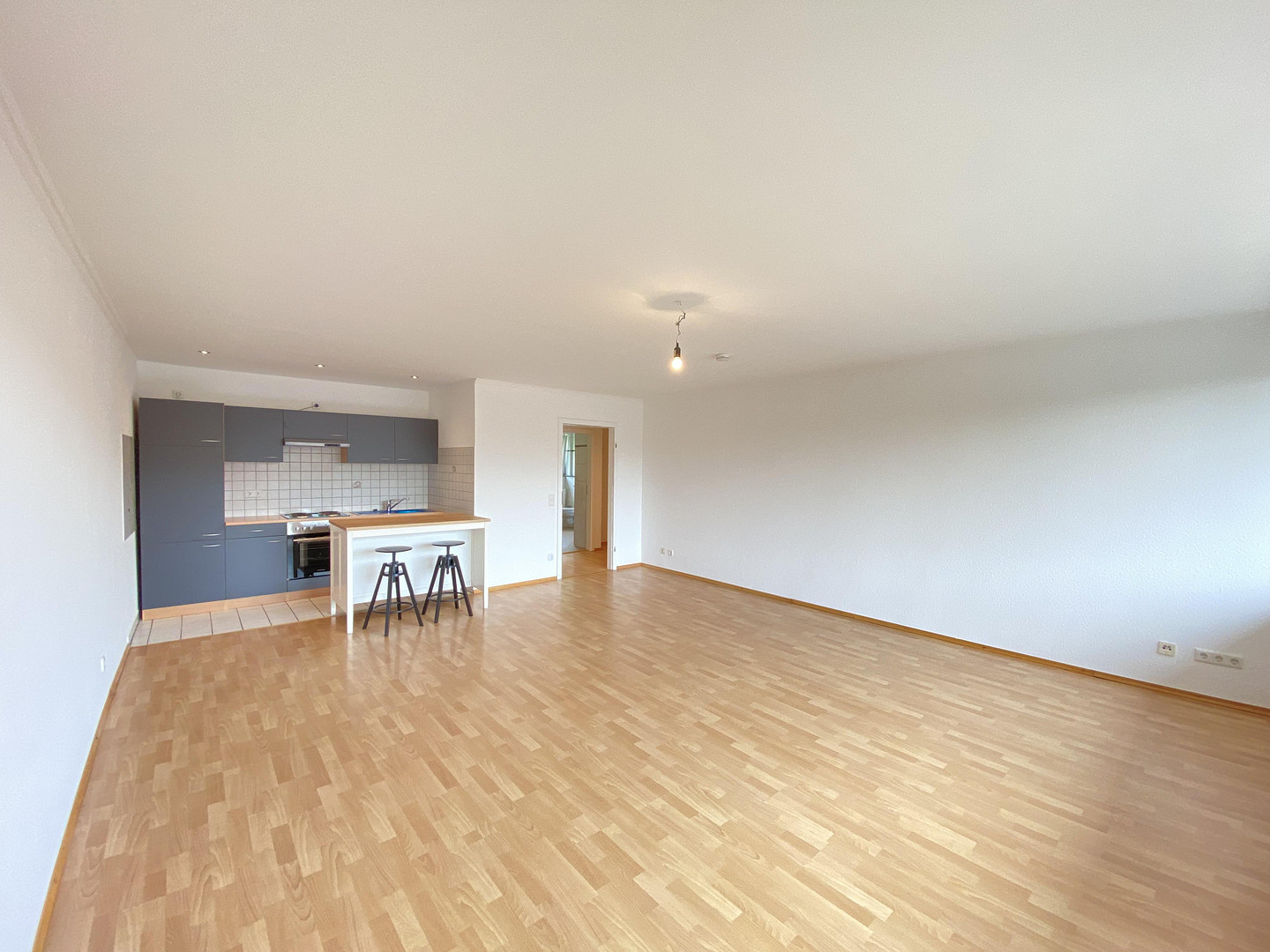 Top Wohnung Balkon EBK Unterbachersee! – Rathelbeckstrasse 350, 40627 Düsseldorf(Unterbach) – Vorschaubild 5