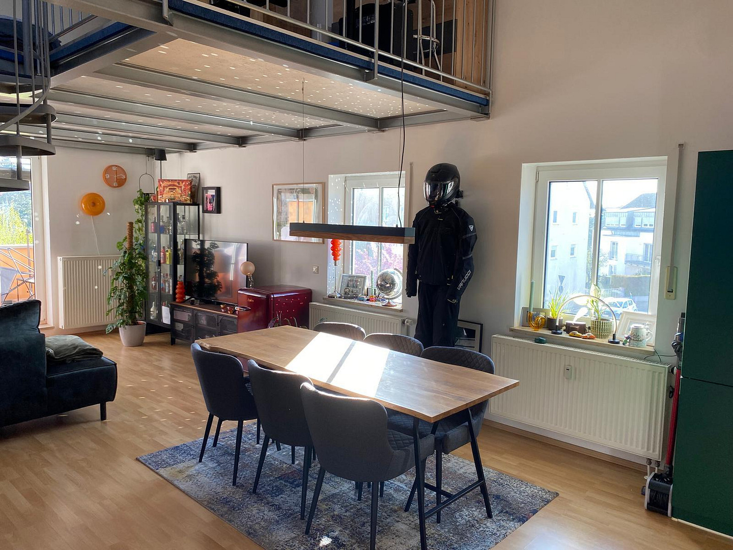 Attraktive Maisonette-Wohnung in Ingolstadt (Nord-Ost) –  Nähe Audi AG – Friedrich-Ebert-Str. 60, 85055 Ingolstadt – Vorschaubild 2