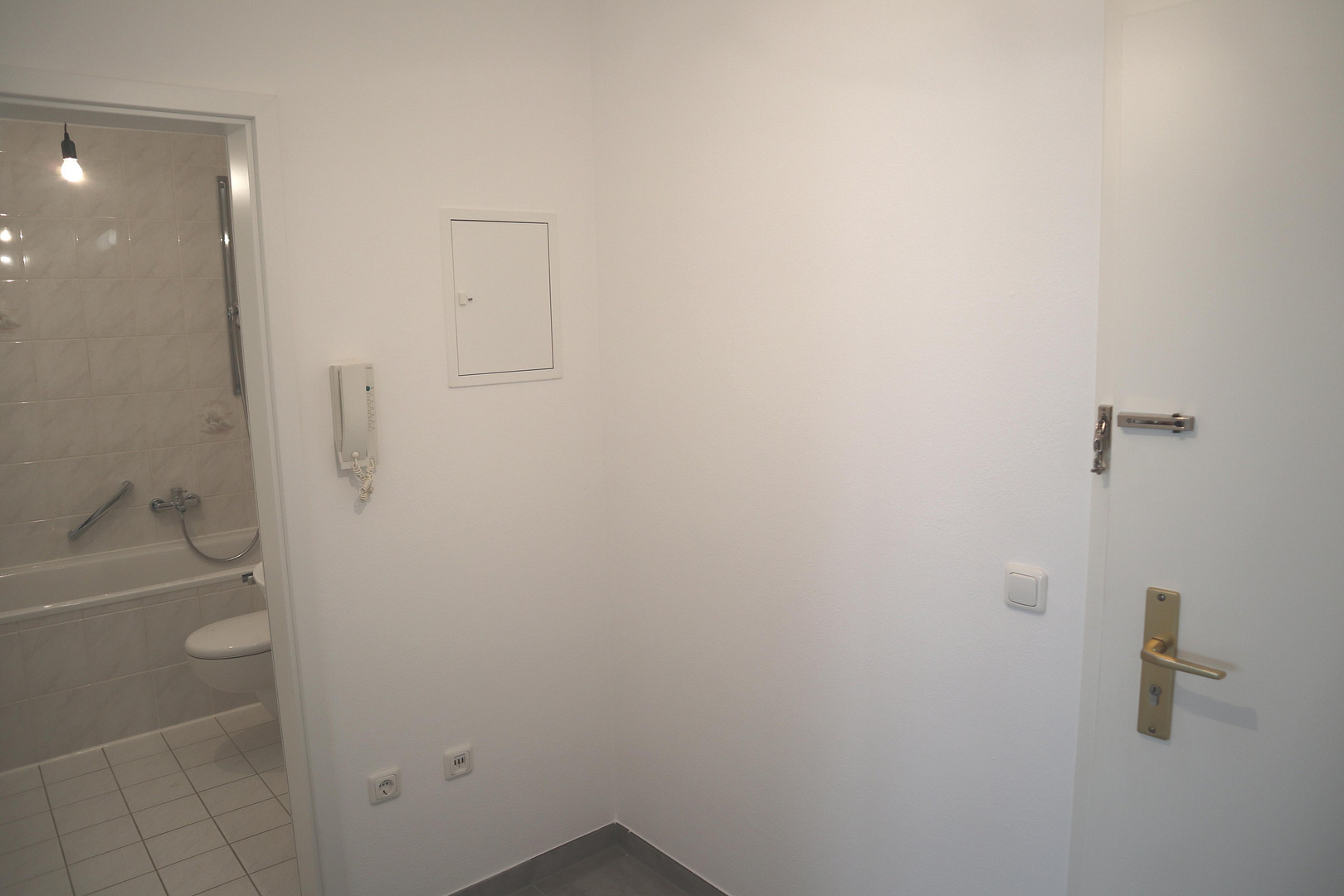 Provisionsfrei inkl. Stellplatz: 3 Zimmer Maisonette Gartenwohnung mit Einbauküche in guter Lage – München(Neuperlach) – Vorschaubild 16