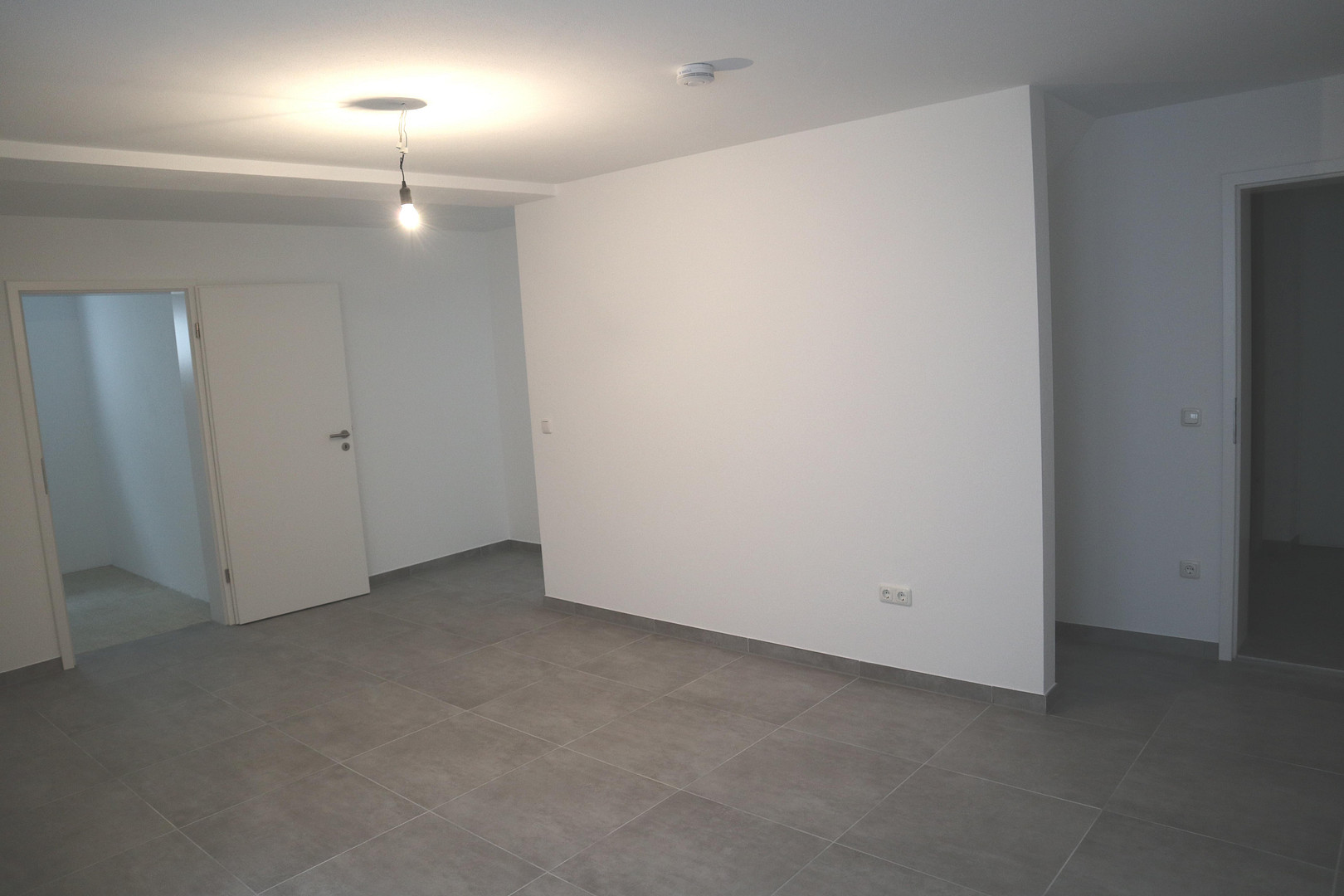 Provisionsfrei inkl. Stellplatz: 3 Zimmer Maisonette Gartenwohnung mit Einbauküche in guter Lage – München(Neuperlach) – Vorschaubild 13