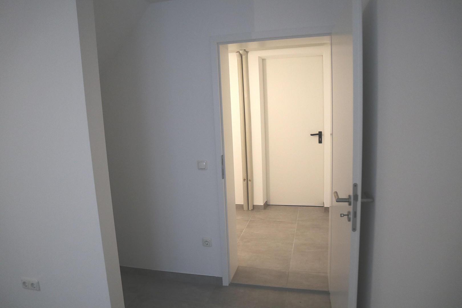 Provisionsfrei inkl. Stellplatz: 3 Zimmer Maisonette Gartenwohnung mit Einbauküche in guter Lage – München(Neuperlach) – Vorschaubild 18