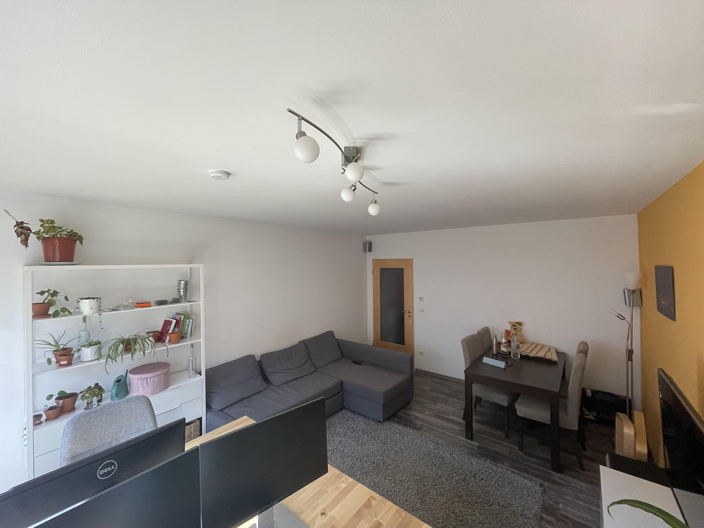 Hochwertig sanierte 2-Zimmer-Wohnung - Tiefgarage, ruhige Lage und Top-Anbindung in Milbertshofen – Milbertshofener Str. 34a, 80807 München(Milbertshofen) – Vorschaubild 2