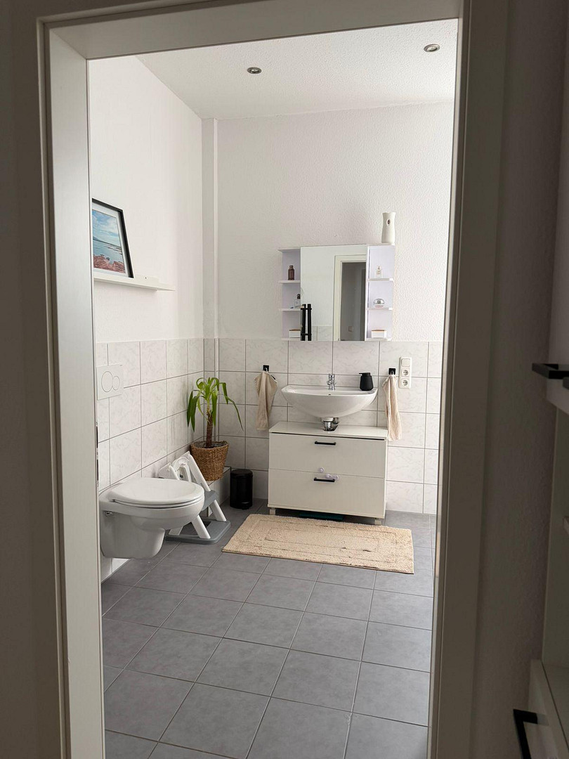 Exklusiv saniertes Gartenhaus ca. 150qm WFL, 3 Schlafzimmer, schöne Terrasse etc. – Bahnstraße 34, 41069 Mönchengladbach(Holt) – Vorschaubild 4