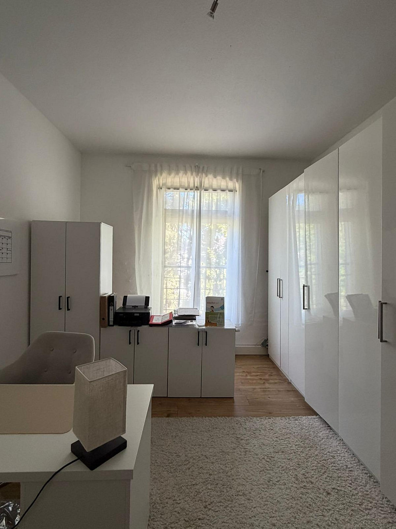 Exklusiv saniertes Gartenhaus ca. 150qm WFL, 3 Schlafzimmer, schöne Terrasse etc. – Bahnstraße 34, 41069 Mönchengladbach(Holt) – Vorschaubild 2