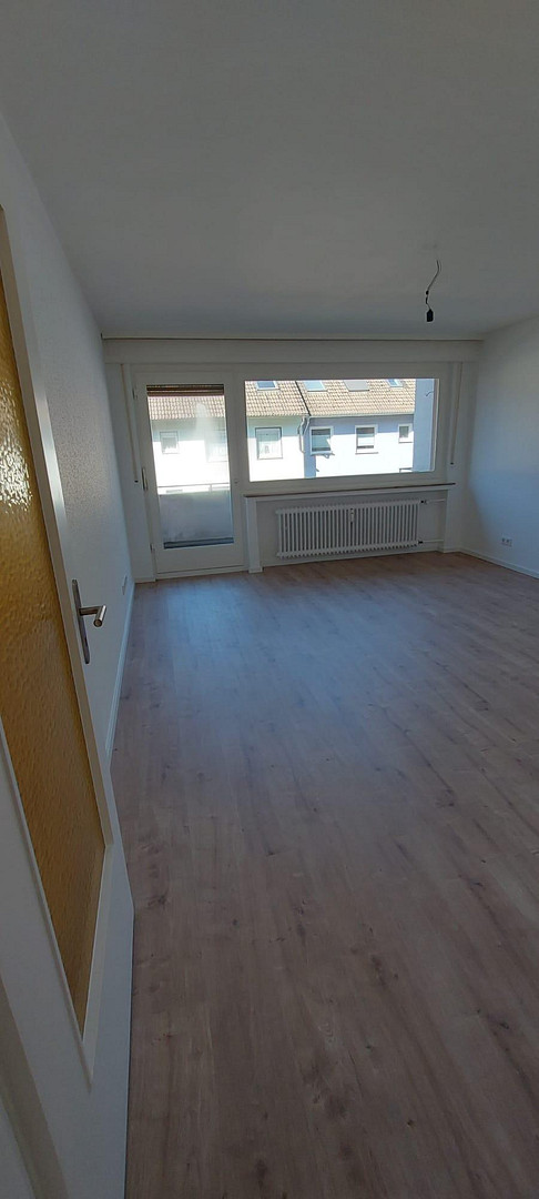 Schöne renovierte 3- Zimmerwohnung – Hasencleverstr. 18, 42659 Solingen(Burg) – Vorschaubild 4