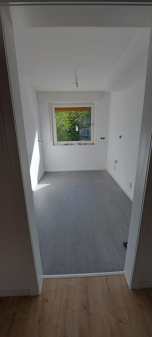 Schöne renovierte 3- Zimmerwohnung – Hasencleverstr. 18, 42659 Solingen(Burg) – Vorschaubild 12