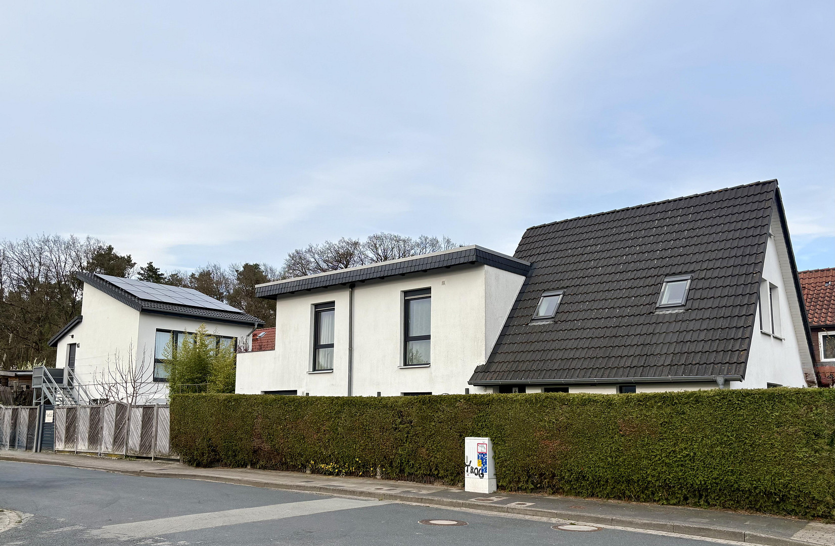 Energetisch saniertes Familienhaus mit separatem Studio, Naturgarten & Waldrandlage – Celle(Wietzenbruch) – Vorschaubild 2