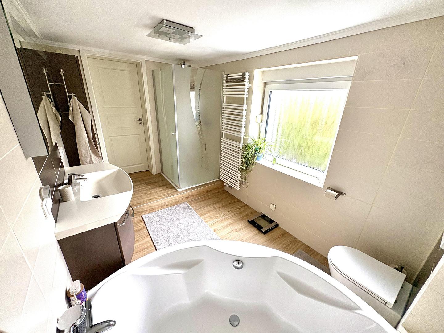 Energetisch saniertes Familienhaus mit separatem Studio, Naturgarten & Waldrandlage – Celle(Wietzenbruch) – Vorschaubild 10