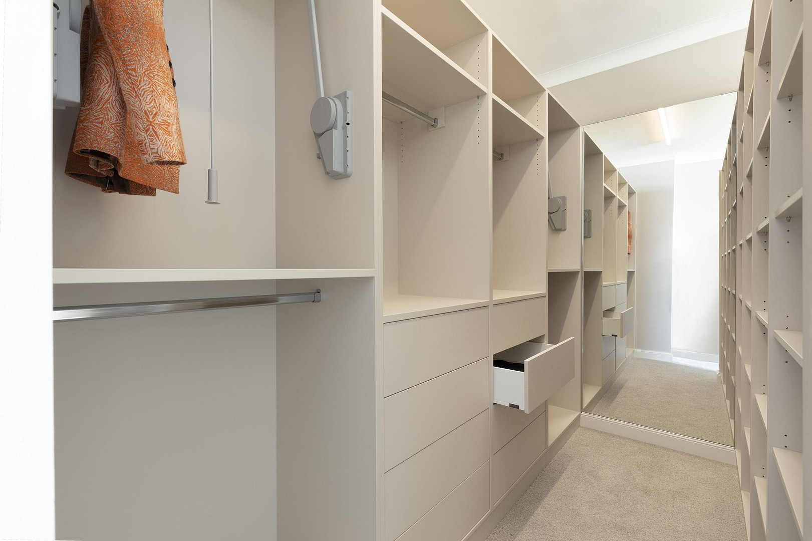 Stilvolles Juwel: Altbau mit exklusiver Ausstattung und Sauna – Kennedydamm 7, 40476 Düsseldorf(Golzheim) – Vorschaubild 10
