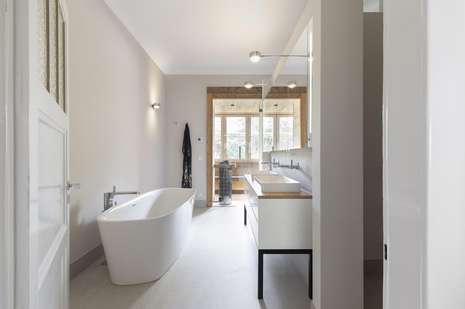 Stilvolles Juwel: Altbau mit exklusiver Ausstattung und Sauna – Kennedydamm 7, 40476 Düsseldorf(Golzheim) – Vorschaubild 11