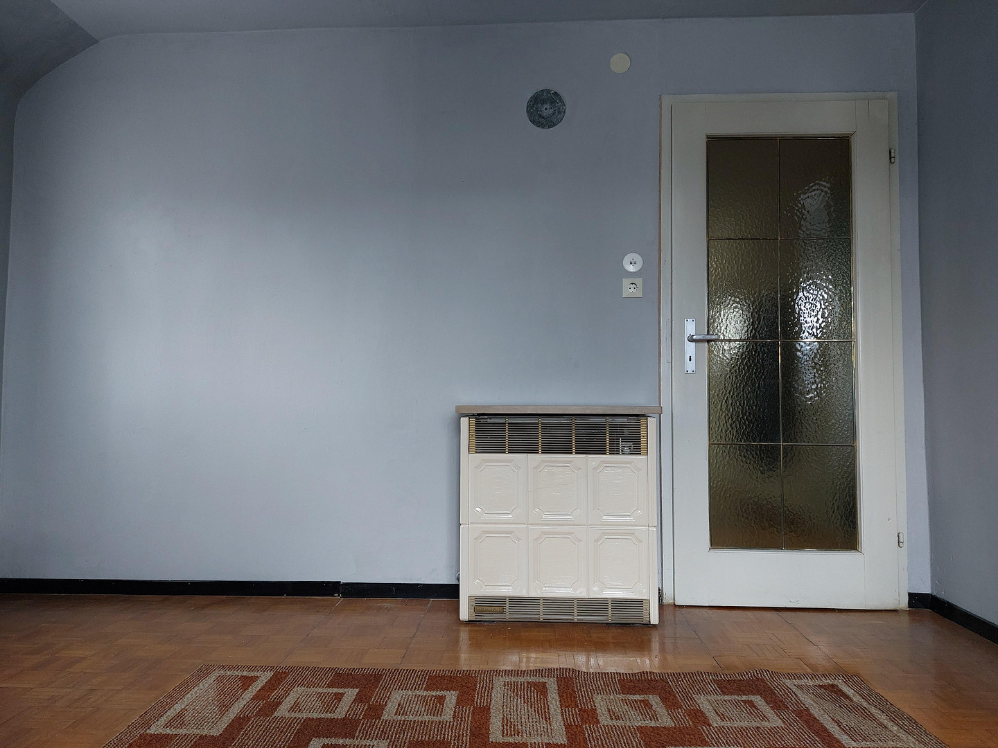 3-Fam.Haus - zentral, ruhig, hell, freistehend, gedämmte Fassade, unvermietet, provisionsfrei – Herrenberg – Vorschaubild 12