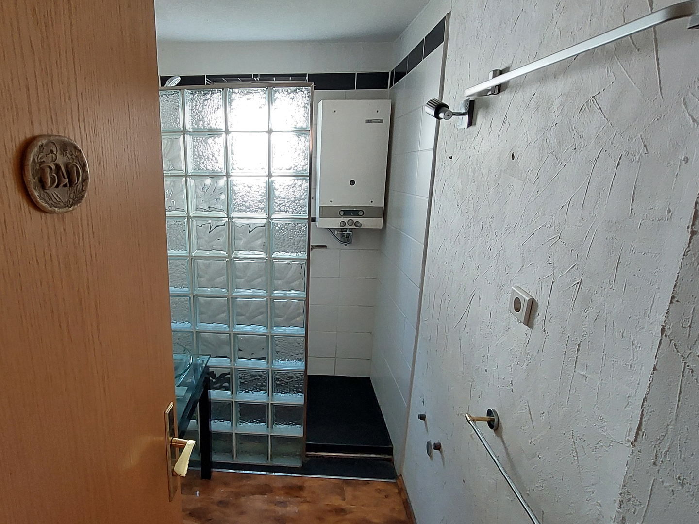 3-Fam.Haus - zentral, ruhig, hell, freistehend, gedämmte Fassade, unvermietet, provisionsfrei – Herrenberg – Vorschaubild 4