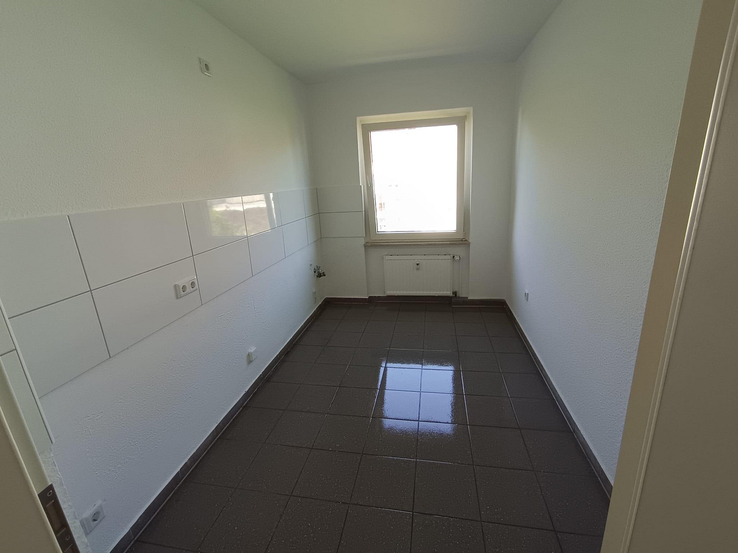 Renovierte, moderne 2-Zimmer Wohnung – Jahnstraße 36, 47119 Duisburg(Laar) – Vorschaubild 3