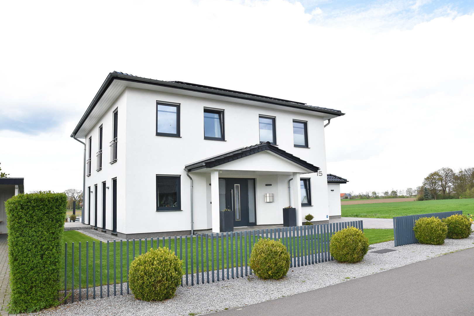 Exklusive Design-Villa mit Pool, Weitblick & modernster Energietechnik - Rückzugsort der Extraklasse – Wacholderweg 15, 32339 Espelkamp(Fiestel) – Vorschaubild 42