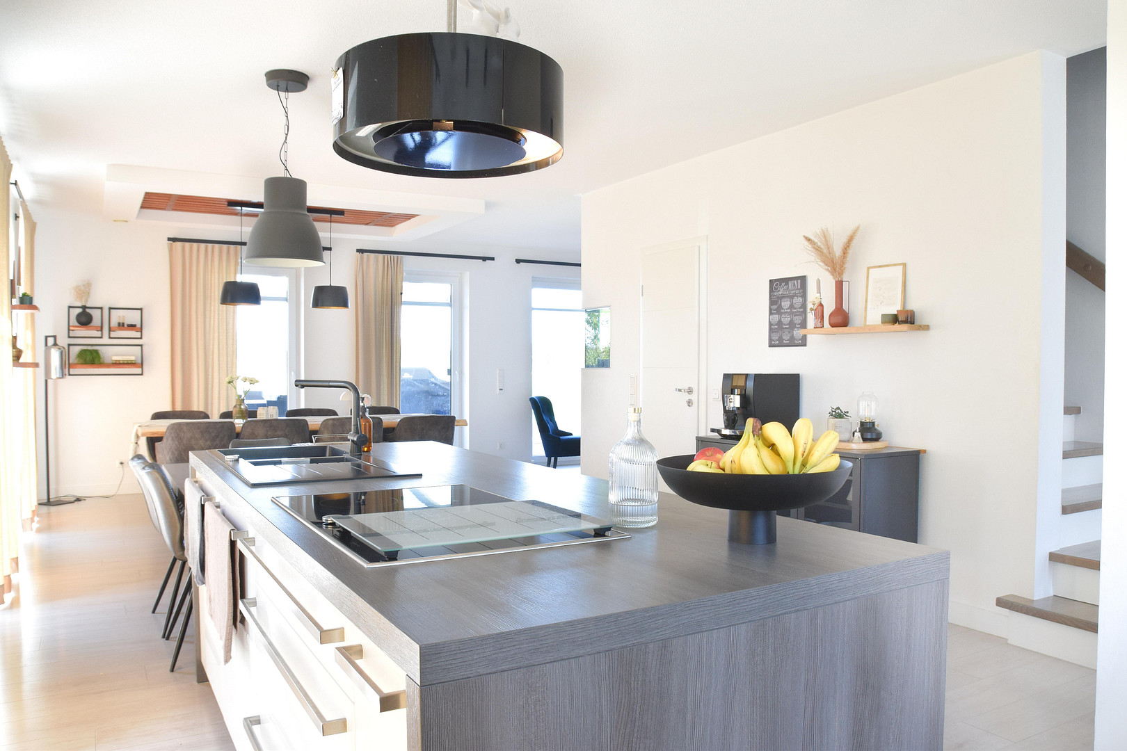 Exklusive Design-Villa mit Pool, Weitblick & modernster Energietechnik - Rückzugsort der Extraklasse – Wacholderweg 15, 32339 Espelkamp(Fiestel) – Vorschaubild 6