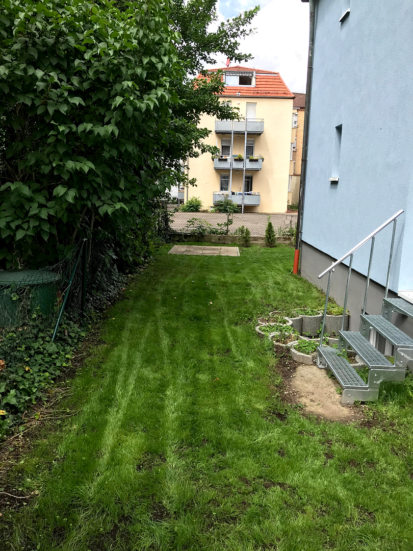 Wohlfühlen leicht gemacht – moderne 1-Zimmer Wohnung mit 75 m² eigenem Garten – Veielbrunnenweg 84b, 70372 Stuttgart(Bad Cannstatt) – Vorschaubild 2