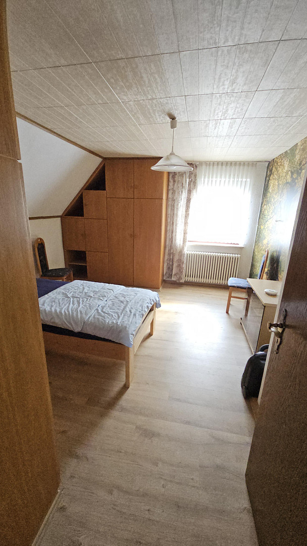 Geräumiges älteres Haus mit großem Garten – Dachau – Vorschaubild 14
