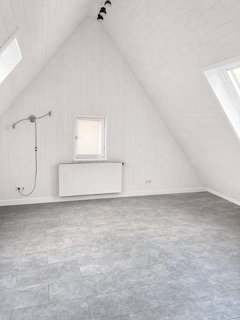 Raumwunder: sehr helle und gepflegte 1,5 Zimmerwohnung mit EBK in Stuttgart-Untertürkheim – Großglocknerstrasse 73, 70327 Stuttgart(Untertürkheim) – Vorschaubild 2
