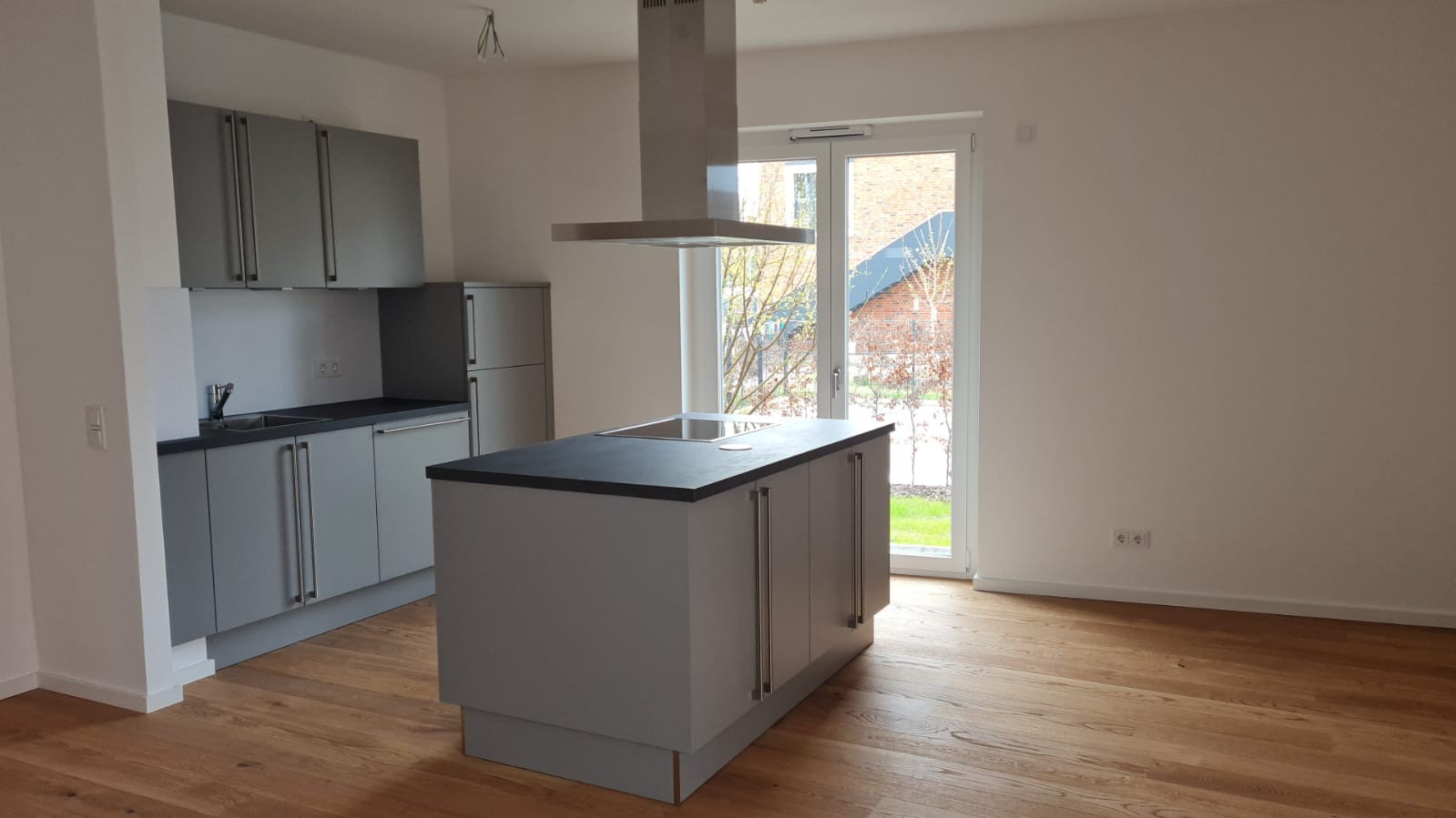 exklusive neuwertige 3 Zimmer Wohnung im Constantin Quartier in der List mit Tiefgaragenstellplatz – Gerrit-Engelke-Straße 27, 30177 Hannover(List) – Vorschaubild 4