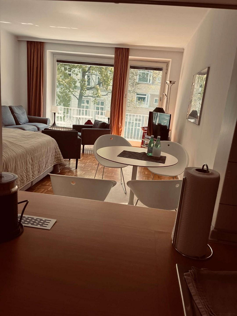 Helle 1-Zimmer-Wohnung mit Teil-Alsterblick - nur 50m zur Alster – Hamburg(Uhlenhorst) – Vorschaubild 8