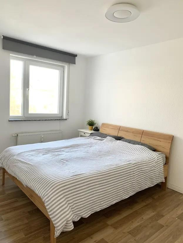 Neuwertiges 6-Zimmer-Reihenhaus mit Einbauküche in Frankfurt – Karl-Blum-Allee 51, 24943 Frankfurt(Höchst) – Vorschaubild 5