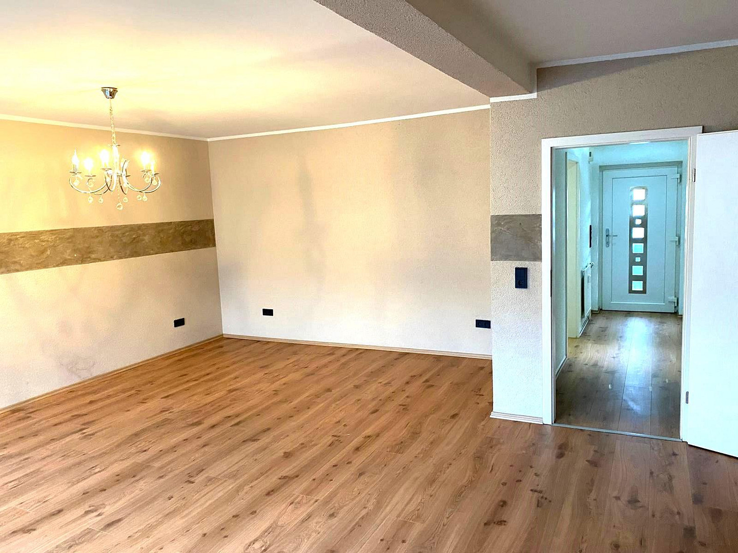 Schicke 3-Zimmer Wohnung mit Balkon im südlichen Teil der Bergstadt Oerlinghausen – Theodor-Heuss-Str. 10, 33813 Oerlinghausen – Vorschaubild 6