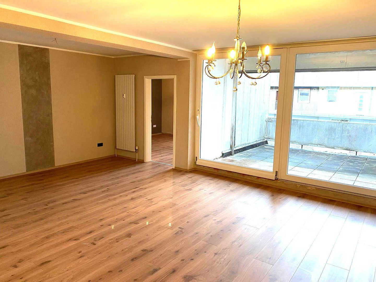 Schicke 3-Zimmer Wohnung mit Balkon im südlichen Teil der Bergstadt Oerlinghausen – Theodor-Heuss-Str. 10, 33813 Oerlinghausen – Vorschaubild 3