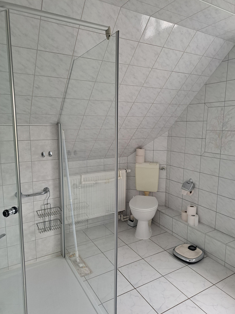 Willkommen in Ihrem neuen Zuhause mit hübschem großem Garten in guter Lage von Spremberg! – Spremberg – Vorschaubild 10