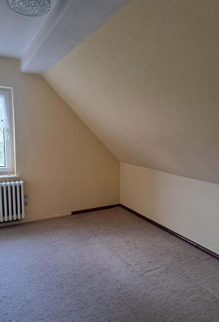 Willkommen in Ihrem neuen Zuhause mit hübschem großem Garten in guter Lage von Spremberg! – Spremberg – Vorschaubild 13