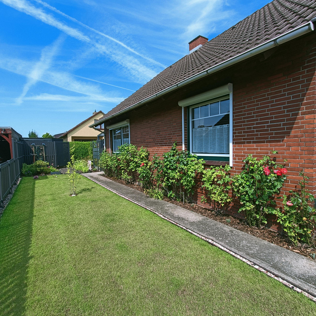 Einfamilienhaus Freistehend - großräumig saniert – Heide – Vorschaubild 3