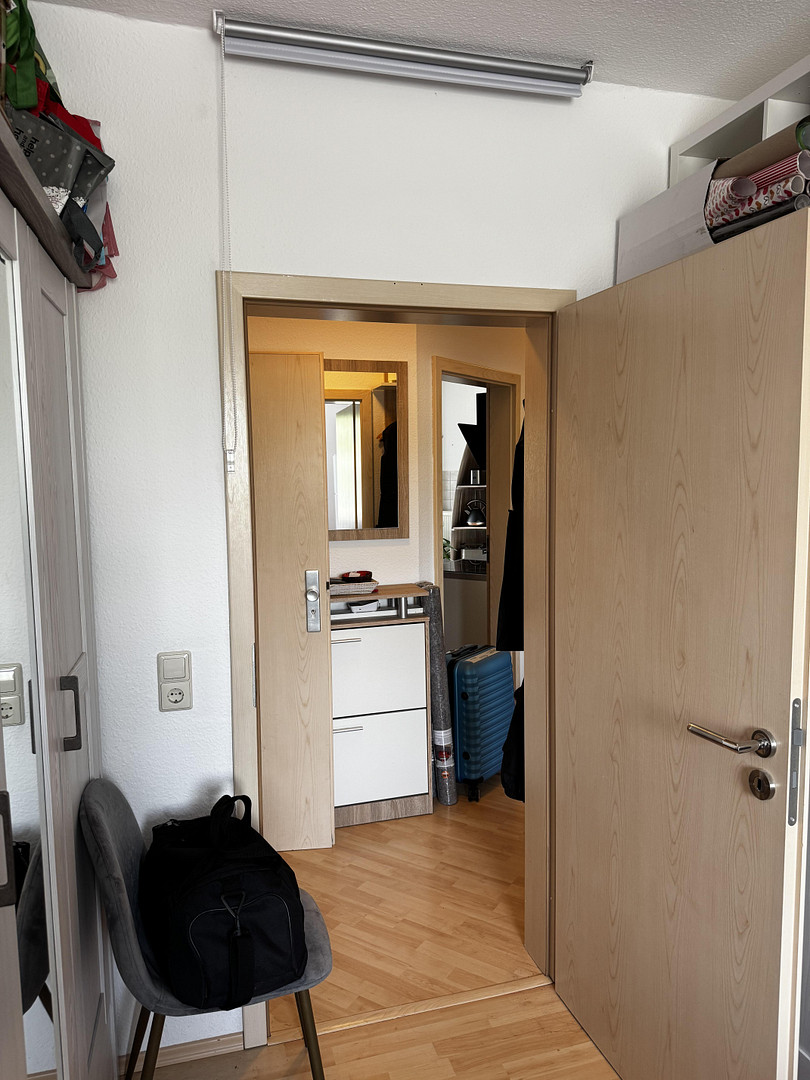 Lichtdurchflutete Erdgeschoss Wohnung | 2 Zimmer, Wohnküche, Balkon, Badewanne | WG-geeignet – Prüssingstraße 17, 7745 Jena – Vorschaubild 5