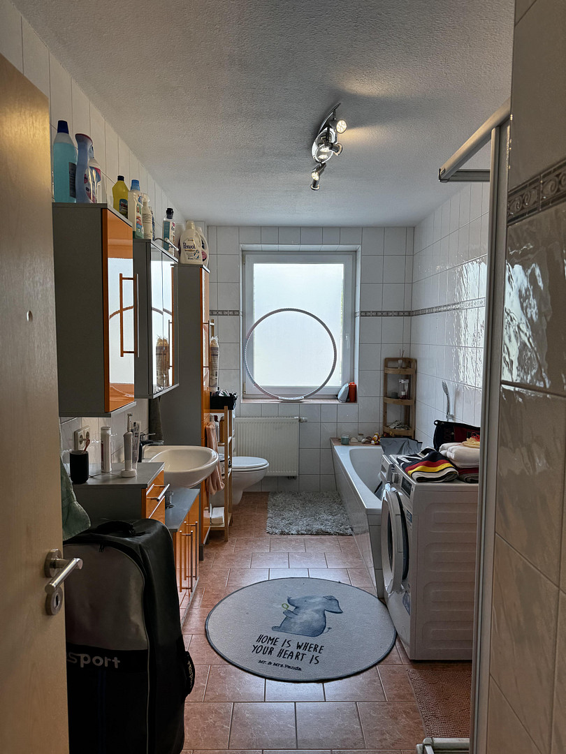 Lichtdurchflutete Erdgeschoss Wohnung | 2 Zimmer, Wohnküche, Balkon, Badewanne | WG-geeignet – Prüssingstraße 17, 7745 Jena – Vorschaubild 14