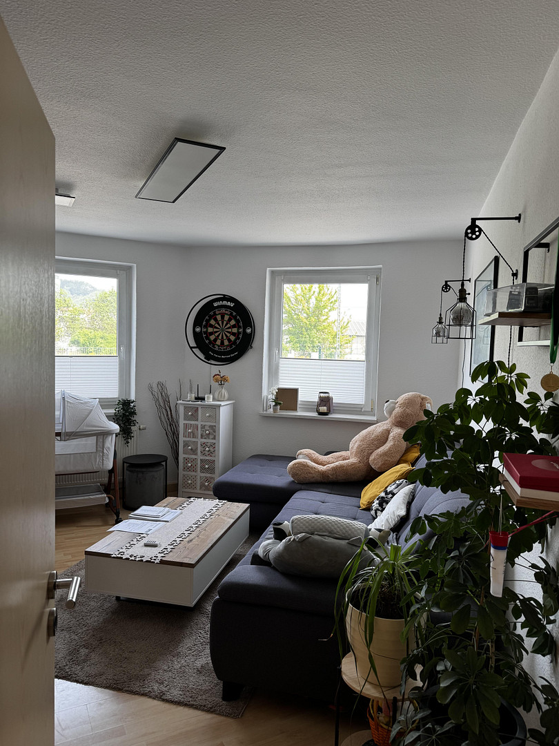 Lichtdurchflutete Erdgeschoss Wohnung | 2 Zimmer, Wohnküche, Balkon, Badewanne | WG-geeignet – Prüssingstraße 17, 7745 Jena – Vorschaubild 6