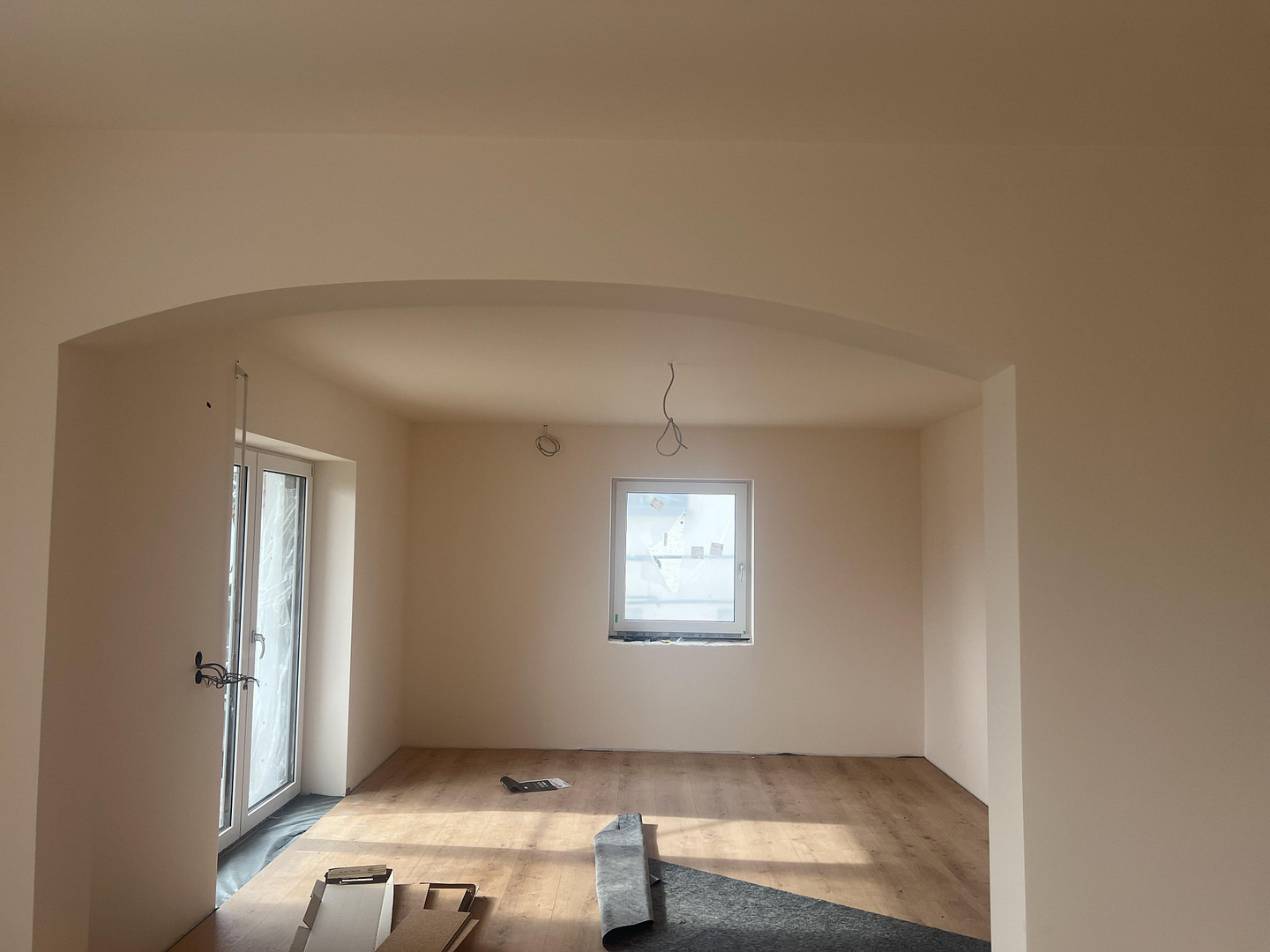 Erstbezug nach Kernsanierung: Wunderschöne 3,5-Zi-Wohnung mit Einbauküche, Kamin, Garten und mehr... – Im Schießgärtle 17, 70567 Stuttgart(Möhringen) – Vorschaubild 6