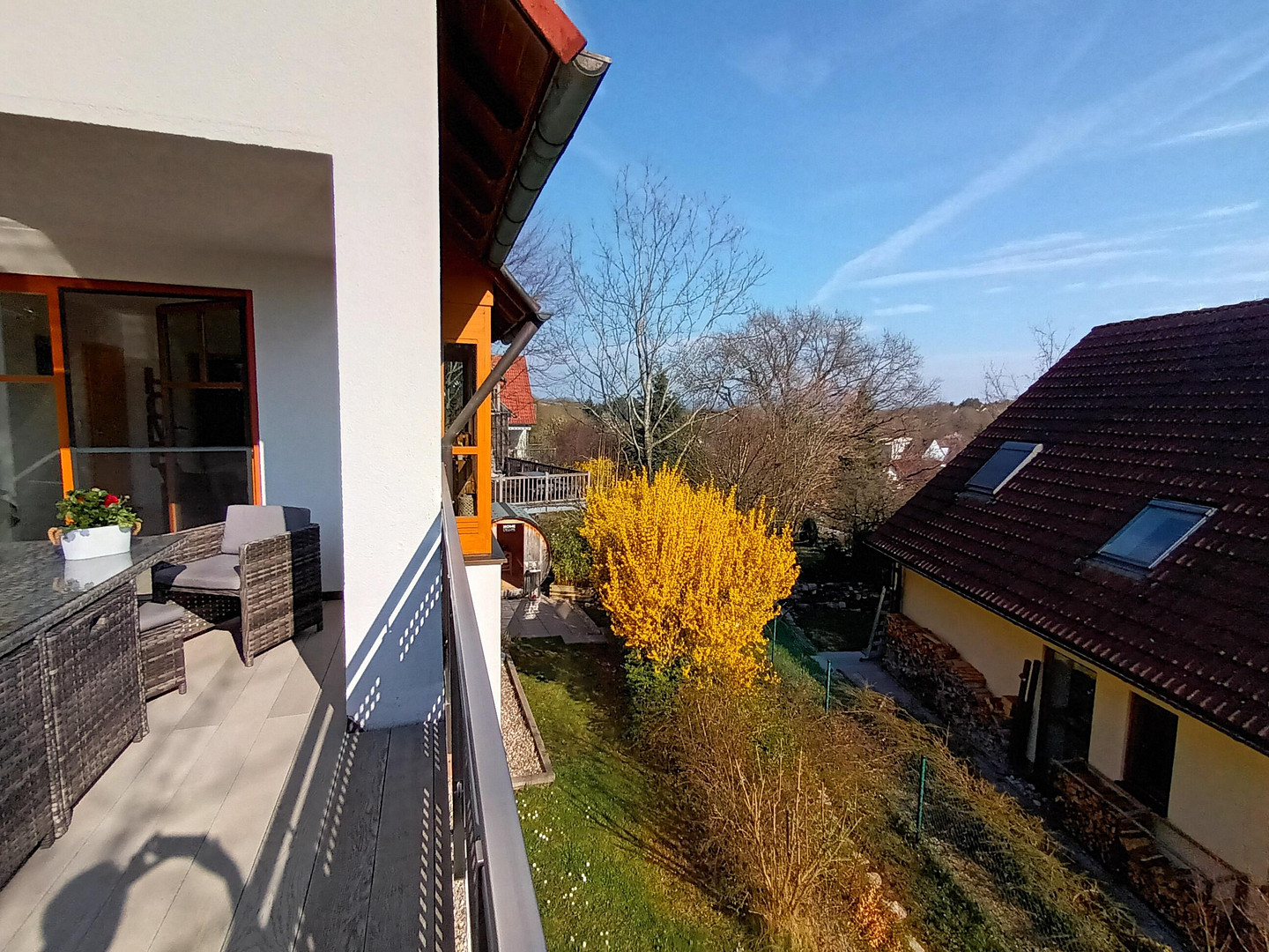 Gepflegtes, lichtdurchflutetes EFH in begehrter Lage – Kitzingen – Vorschaubild 2
