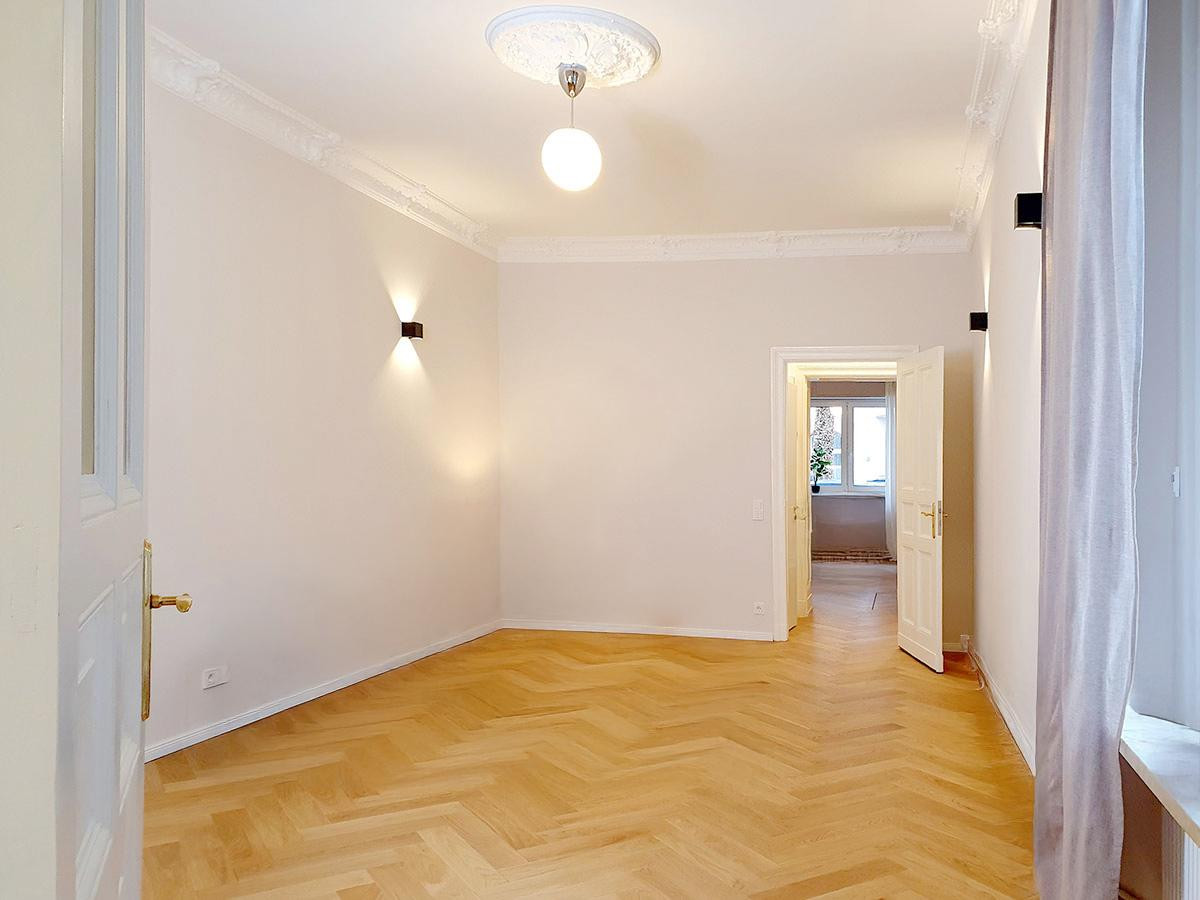 Sanierter Altbau am Savignyplatz • 2 Bäder • 3 Zi + Souterrain • unbefristet  • Hofzugang – Herderstraße 5, 10625 Berlin(Charlottenburg) – Vorschaubild 3