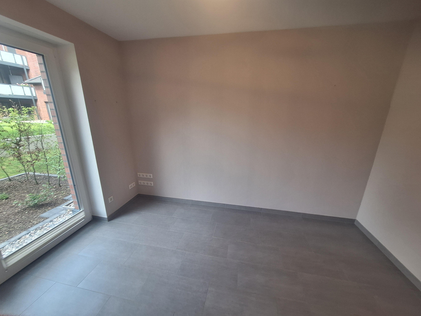 reserviert - 3 Zi-EG-Wohnung mit riesiger Süd-West-Terrasse im Hanseviertel von Lüneburg – Lüneburg – Vorschaubild 18