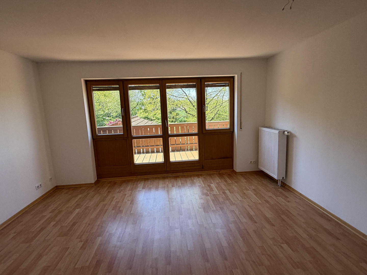 Geräumige 5-Zimmer DHH in München mit Garage, Feldrandlage! – Hufschmiedstraße, 81249 München(Lochhausen) – Vorschaubild 9