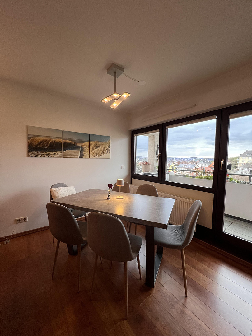 Attraktive 3-Zimmer Wohnung in ruhiger Aussichtslage von Stuttgart – Stuttgart(Untertürkheim) – Vorschaubild 3