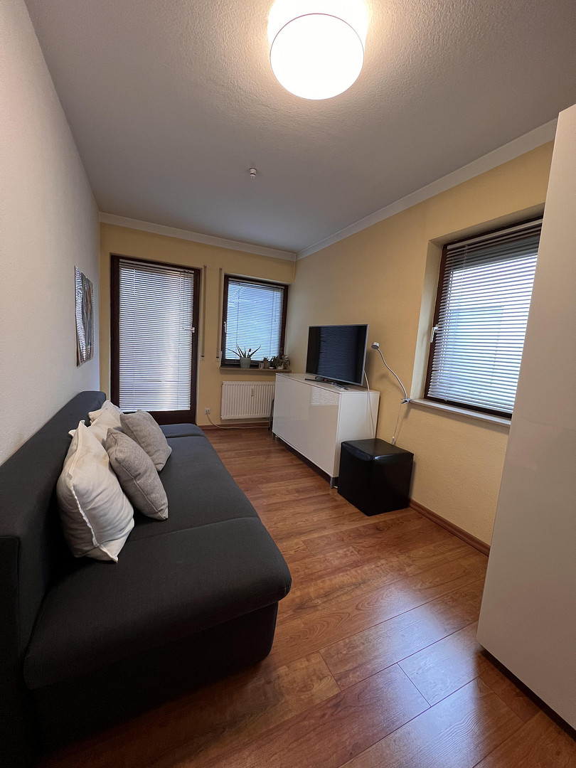 Attraktive 3-Zimmer Wohnung in ruhiger Aussichtslage von Stuttgart – Stuttgart(Untertürkheim) – Vorschaubild 9