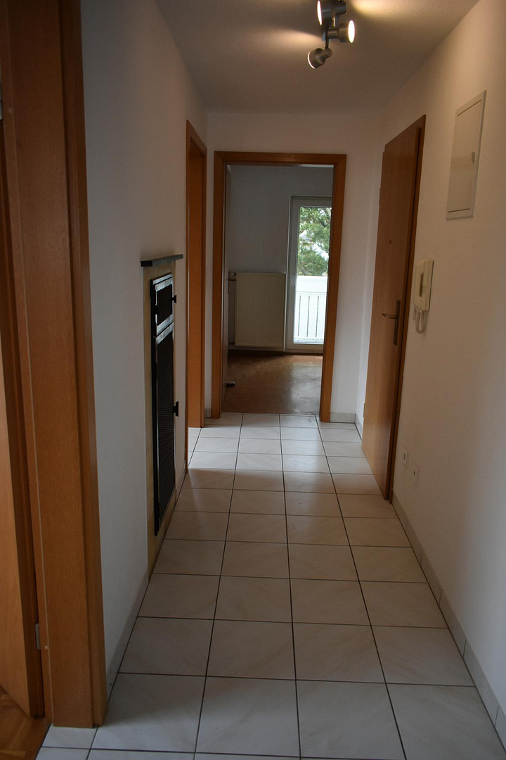 Renovierte, gepflegte 3,5 Zimmer-Wohnung in ruhiger Höhenlage von Stuttgart Kaltental – Schiltacher Straße 18, 70569 Stuttgart(Kaltental) – Vorschaubild 9