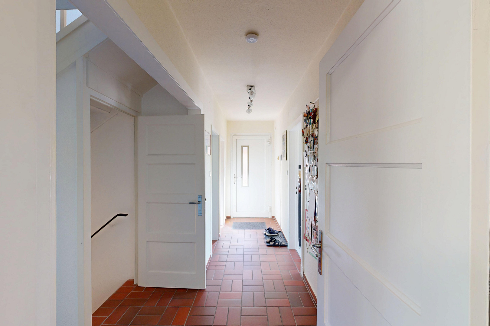 Großzügiges Einfamilienhaus mit Garten, Wärmepumpe und Platz fürs Homeoffice in Hamburg-Langenhorn – Hamburg-Langenhorn(Langenhorn) – Vorschaubild 8