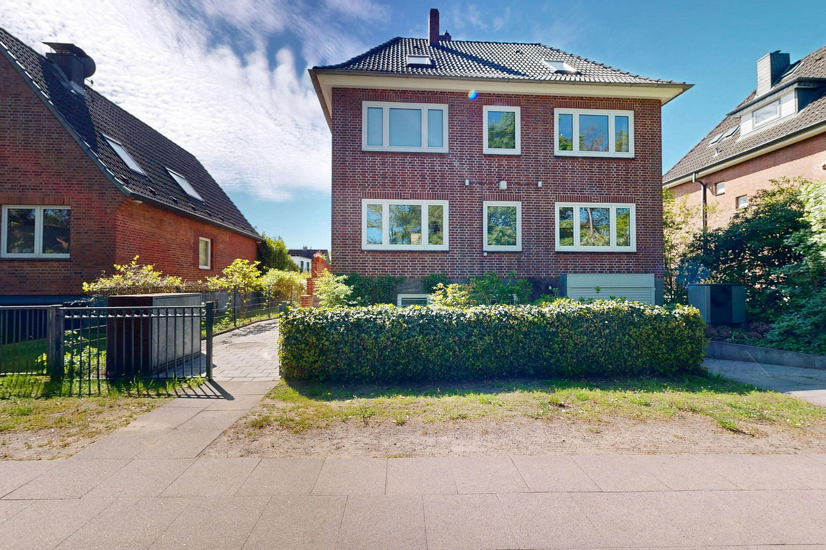 Großzügiges Einfamilienhaus mit Garten, Wärmepumpe und Platz fürs Homeoffice in Hamburg-Langenhorn – Hamburg-Langenhorn(Langenhorn) – Vorschaubild 24
