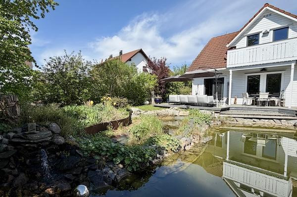 Charmantes norwegisches Holzhaus mit Schwimmteich und traumhaftem Naturgarten – Gerolsbach(Singenbach) – Vorschaubild 4