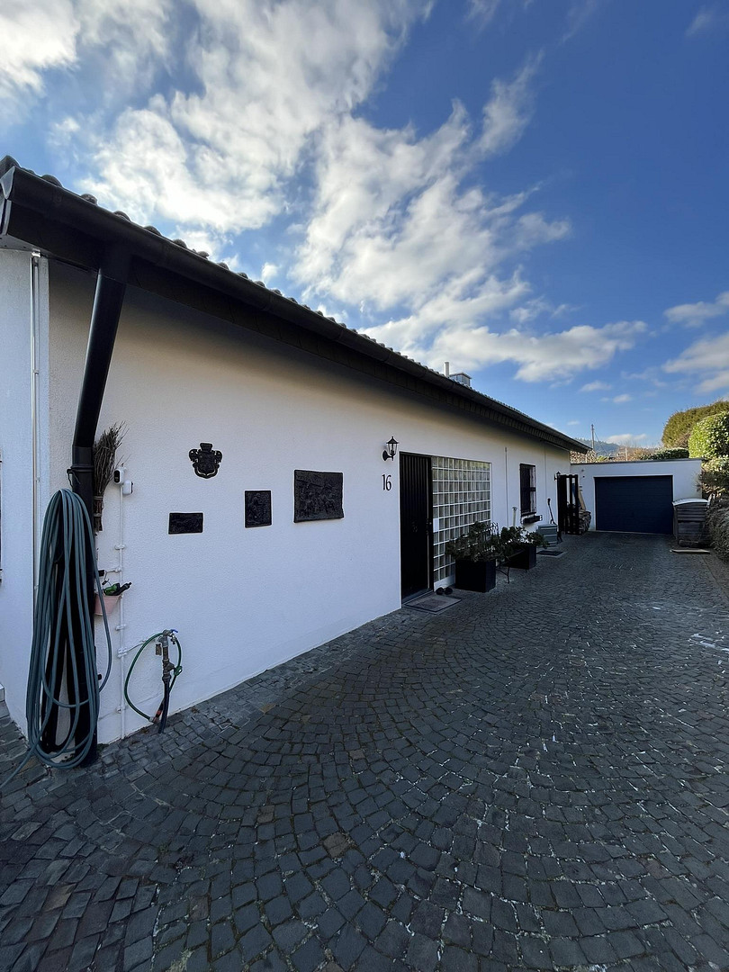 Traumblick und Pool – Heiligkreuzsteinach – Vorschaubild 5