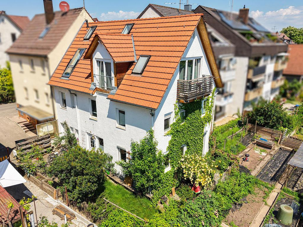Natur- und stadtnah: idyllisches, helles Einfamilienhaus(159qm) mit kl. Garten in in S-Wangen – Stuttgart(Wangen) – Vorschaubild 2