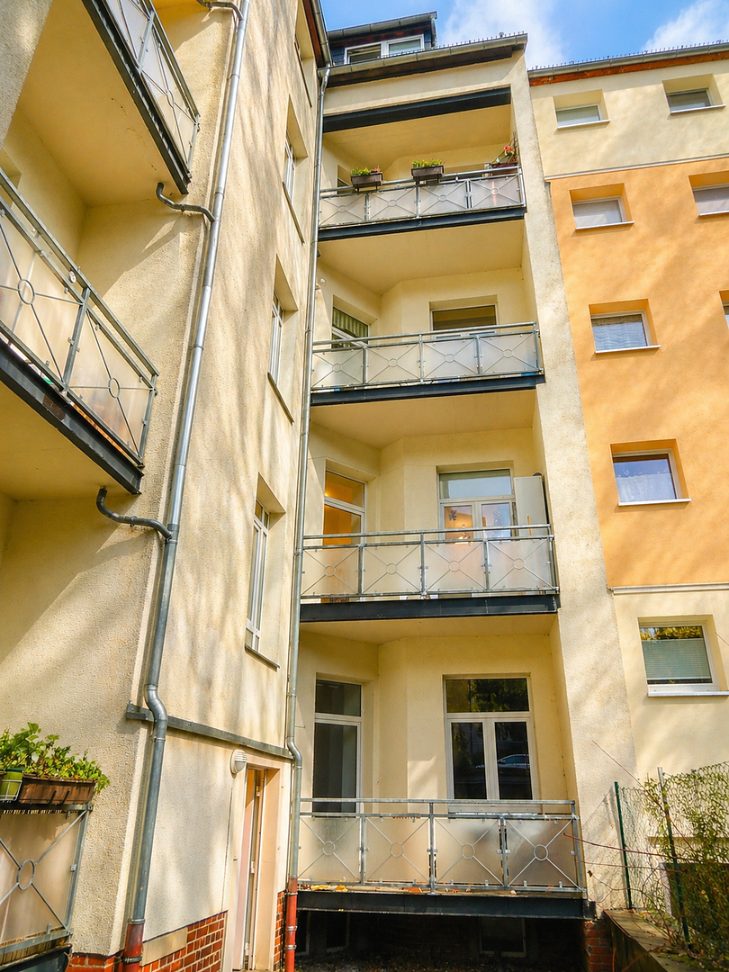 3-Zimmer-Wohnung mit Balkon, Aufzug und Mietpotenzial in Chemnitz-Kaßberg – Chemnitz(Kaßberg) – Vorschaubild 3