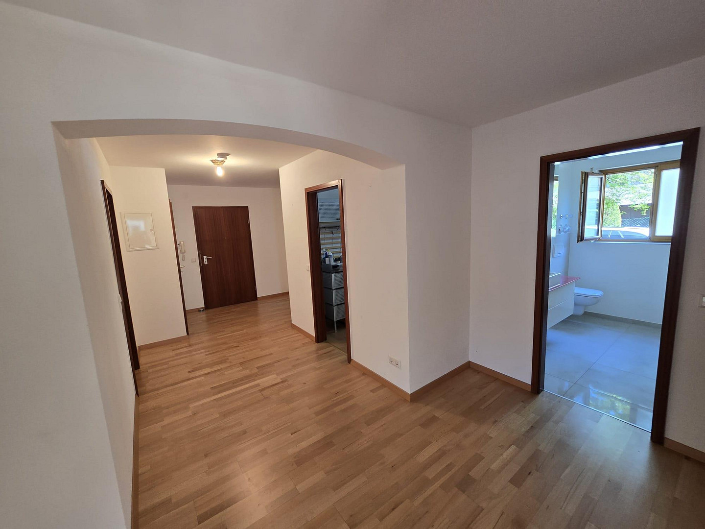 Provisionsfrei & sofort verfügbar – 4-Zimmer-Erdgeschoßwohnung in ruhiger Toplage – Wallmerstr. 135, 70327 Stuttgart(Untertürkheim) – Vorschaubild 7