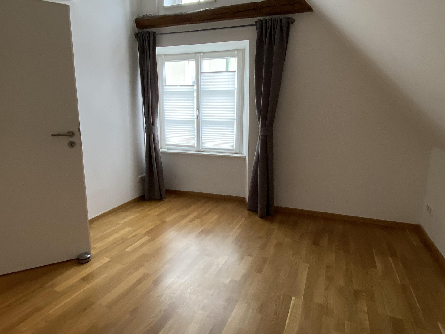 Helle Dachgeschosswohnung im Stadtzentrum von Kempten – Fürstenstraße 22, 87439 Kempten(Kempten (Allgäu)) – Vorschaubild 8