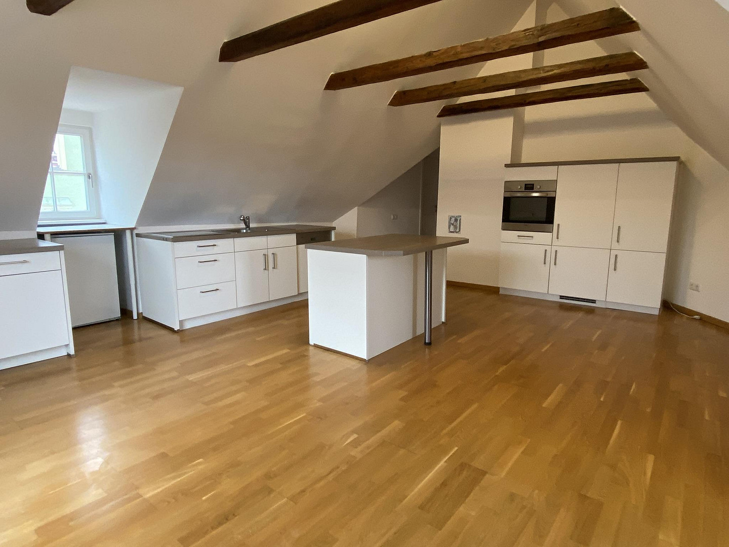 Helle Dachgeschosswohnung im Stadtzentrum von Kempten – Fürstenstraße 22, 87439 Kempten(Kempten (Allgäu)) – Vorschaubild 2